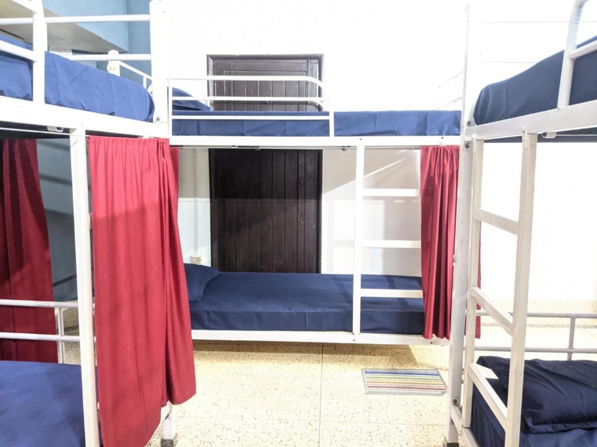 Ostello Mezenga Backpackers Guwahati Esterno foto